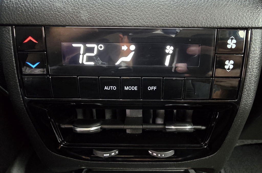 2023 Jeep Grand Cherokee Image 33