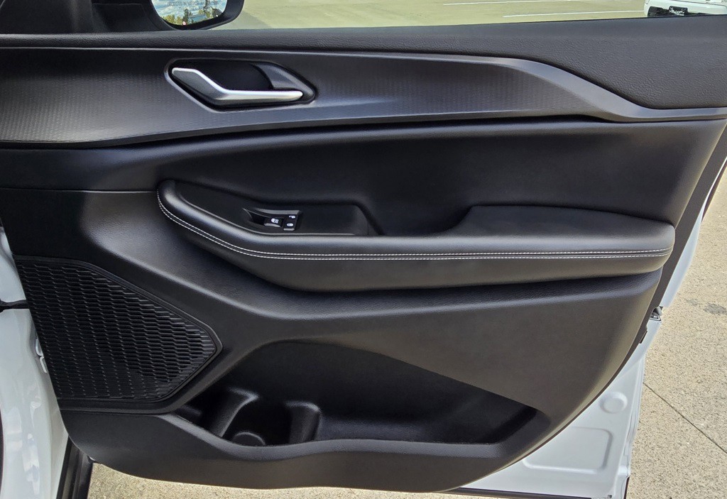 2023 Jeep Grand Cherokee Image 36