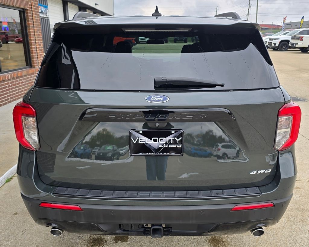 2023 Ford Explorer Image 8
