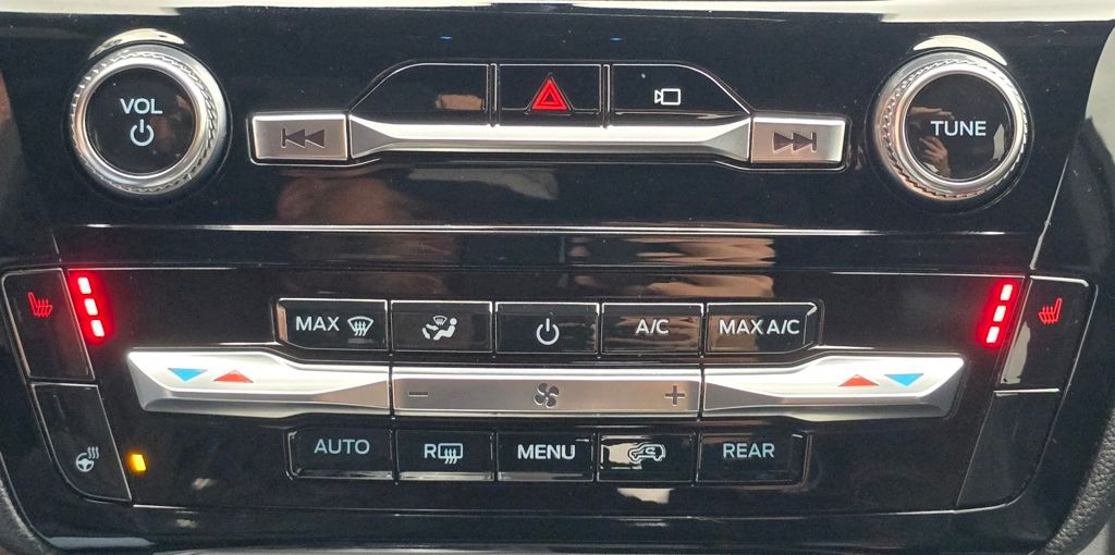 2023 Ford Explorer Image 28