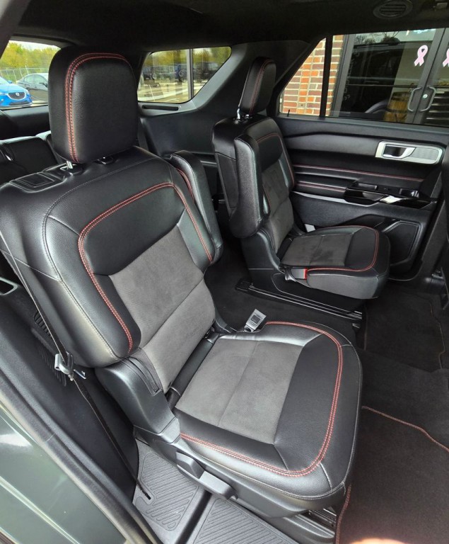 2023 Ford Explorer Image 42
