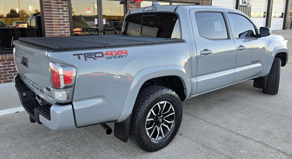 2020 Toyota Tacoma Image 6