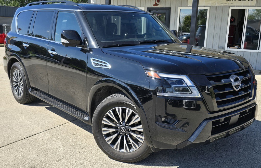 2023 Nissan Armada Image 1