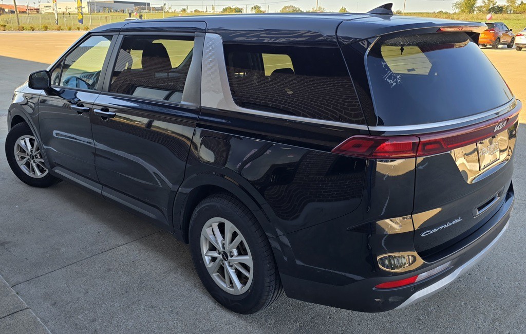 2022 Kia Carnival Image 5