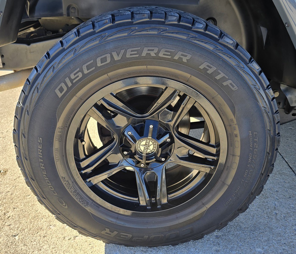 2015 Jeep Wrangler Image 10