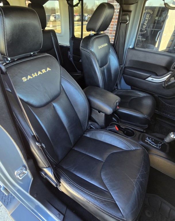 2015 Jeep Wrangler Image 31