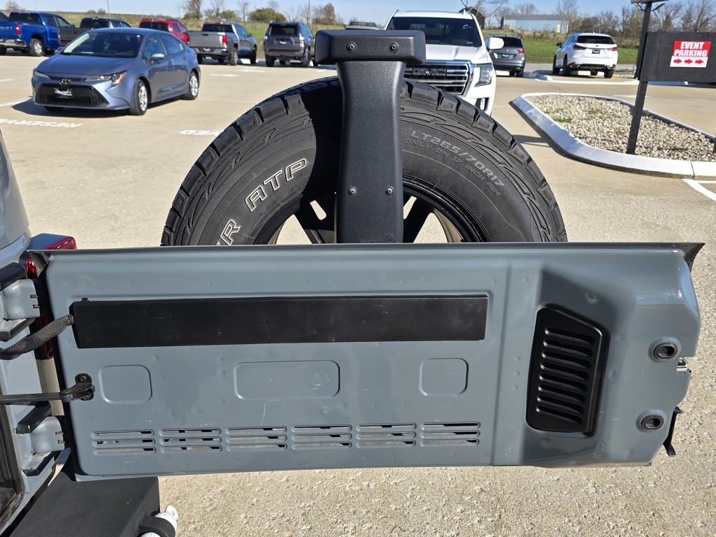 2015 Jeep Wrangler Image 36