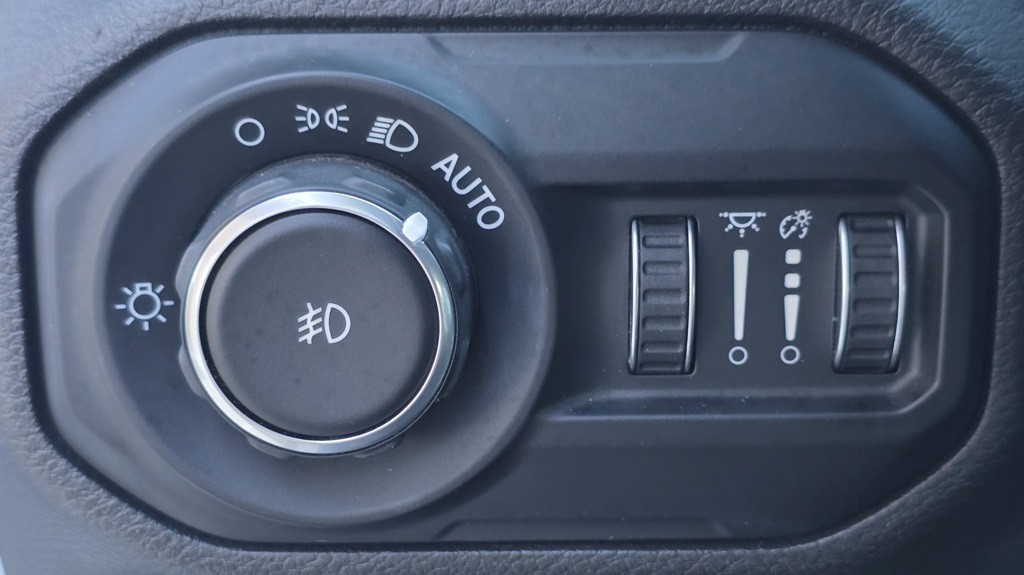 2021 Jeep Wrangler Image 16