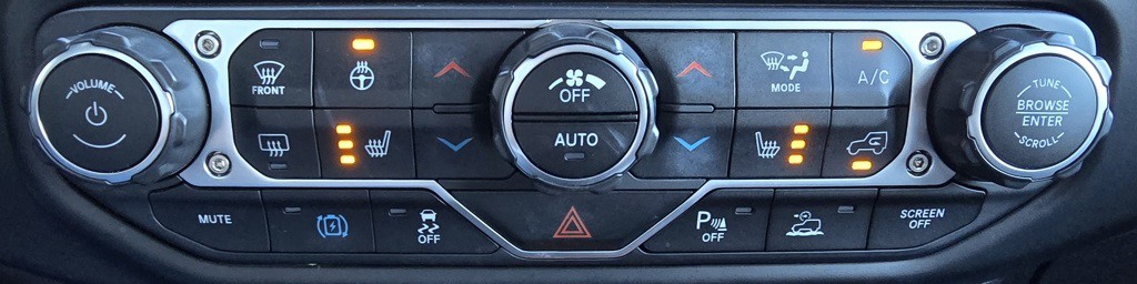 2021 Jeep Wrangler Image 25