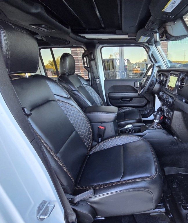 2021 Jeep Wrangler Image 38