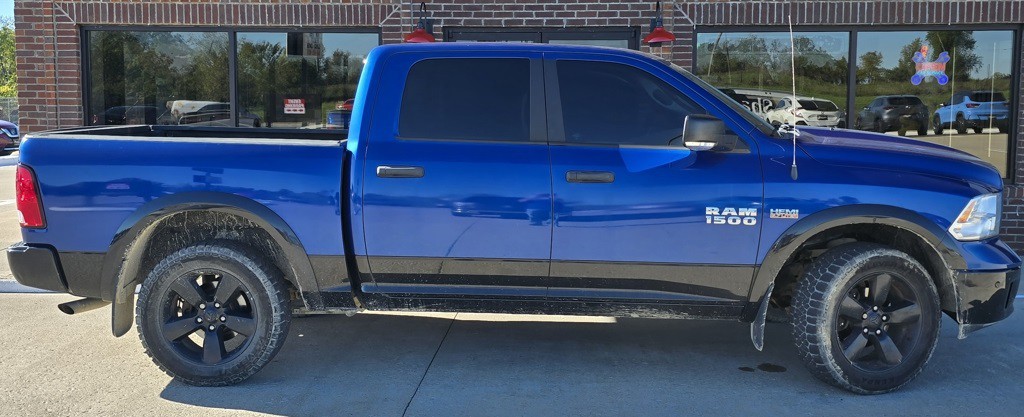 2017 RAM 1500 Image 2