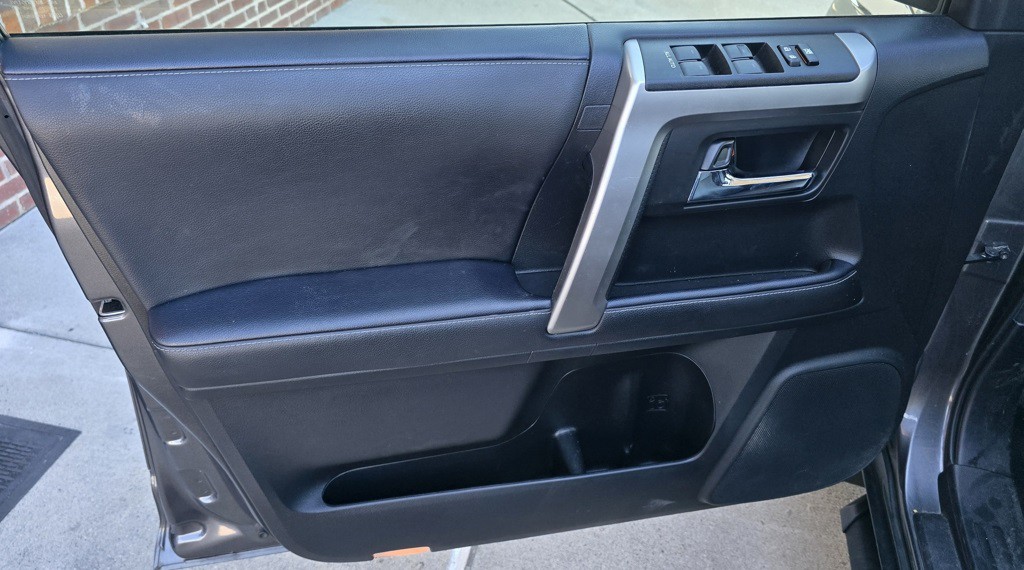 2023 Toyota 4Runner Image 8
