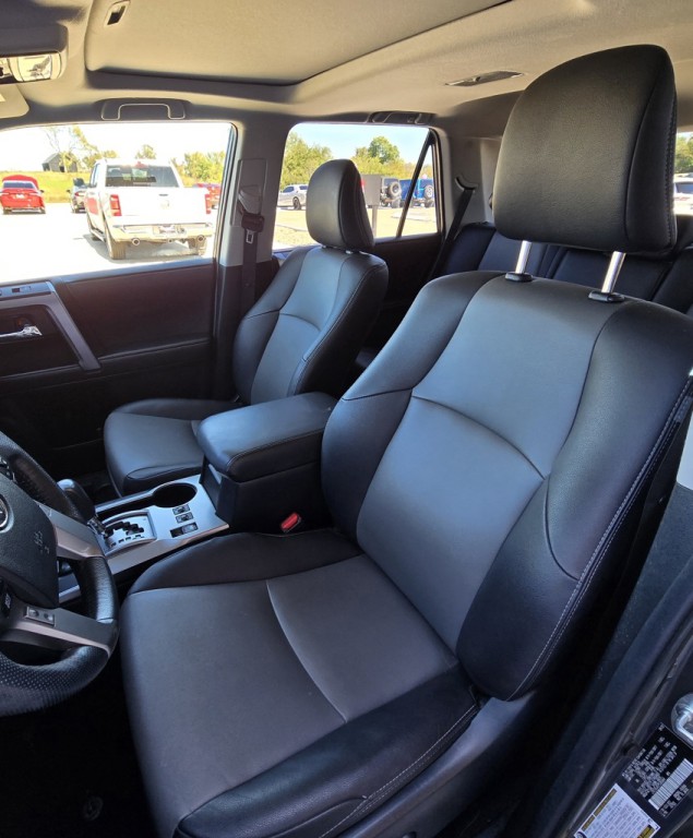 2023 Toyota 4Runner Image 10