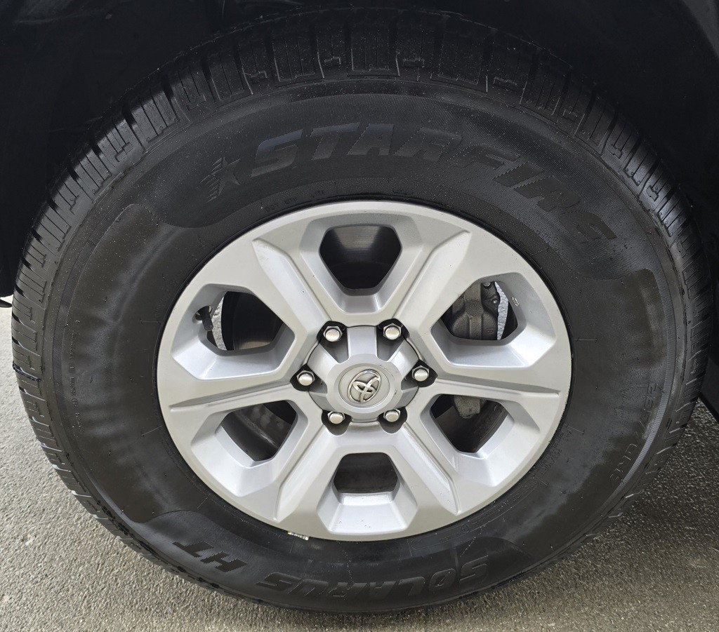 2023 Toyota 4Runner Image 14