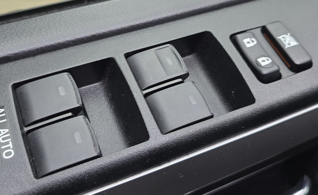 2023 Toyota 4Runner Image 16