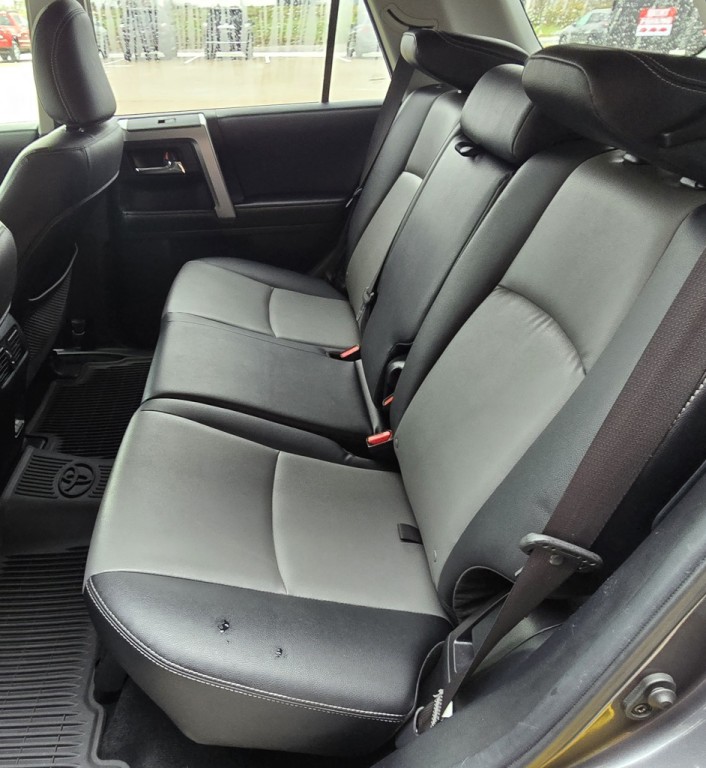 2023 Toyota 4Runner Image 34