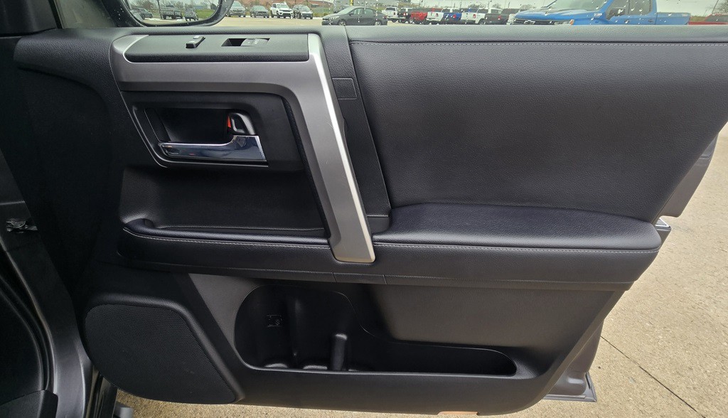 2023 Toyota 4Runner Image 37