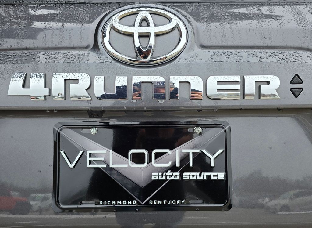 2023 Toyota 4Runner Image 9