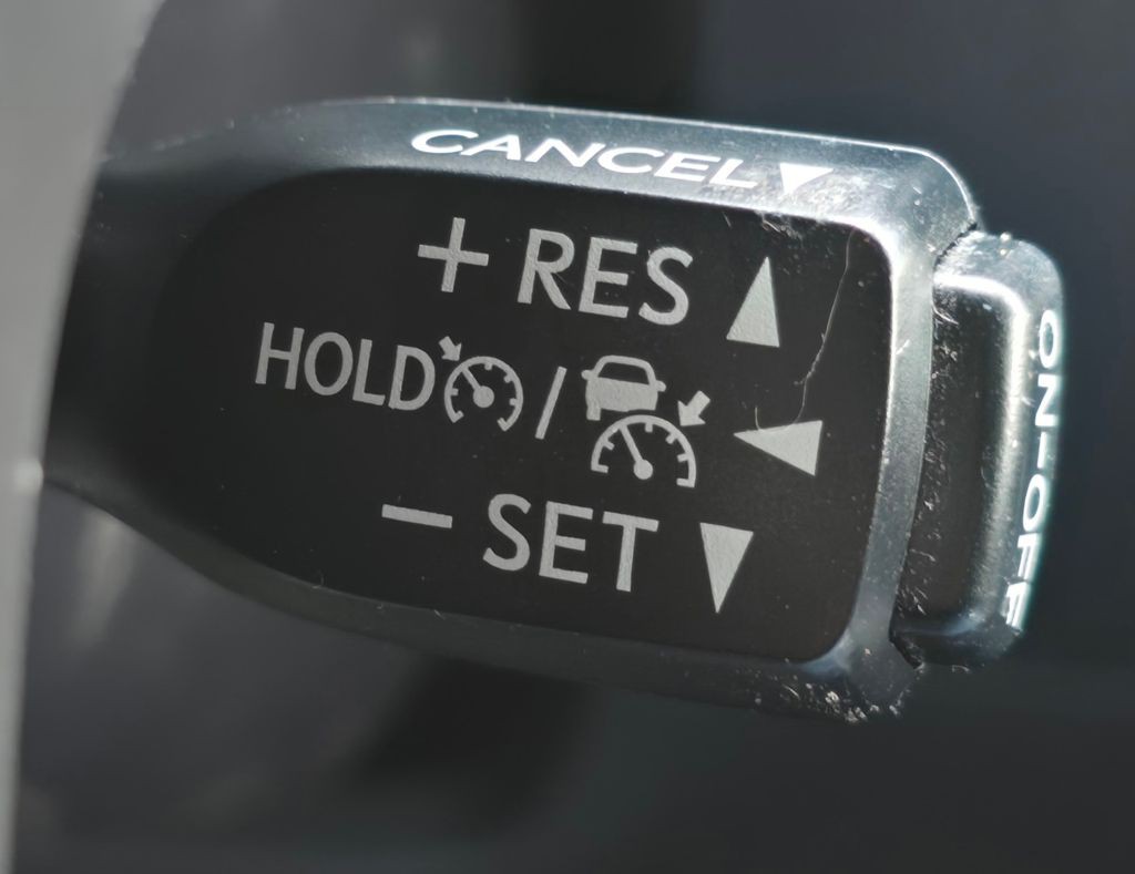 2023 Toyota 4Runner Image 25