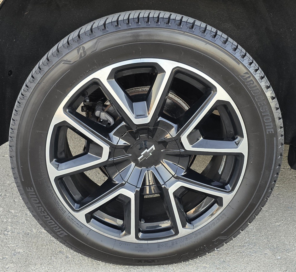 2022 Chevrolet Tahoe Image 11