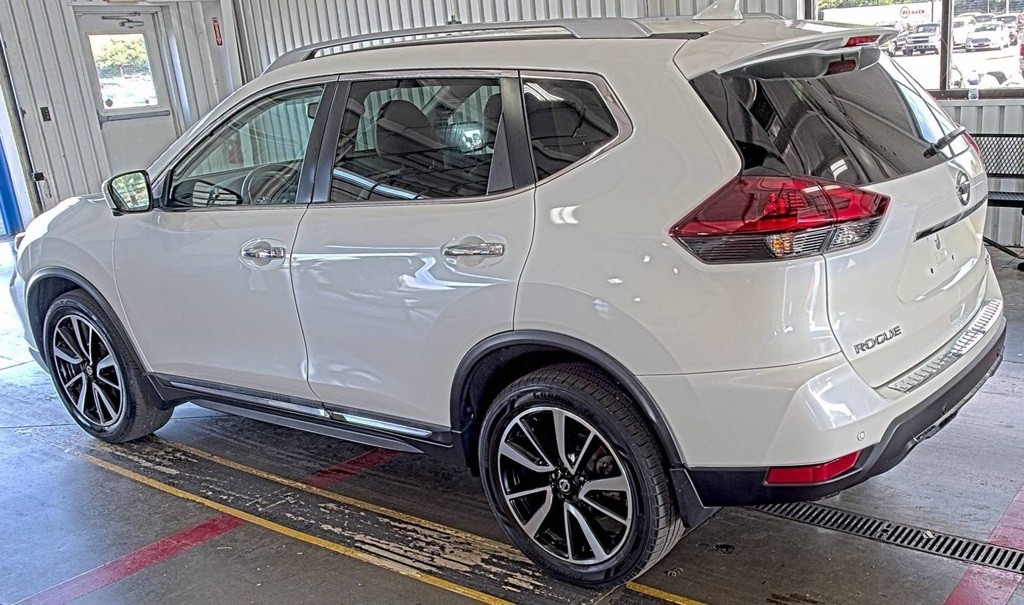 2019 Nissan Rogue Image 3
