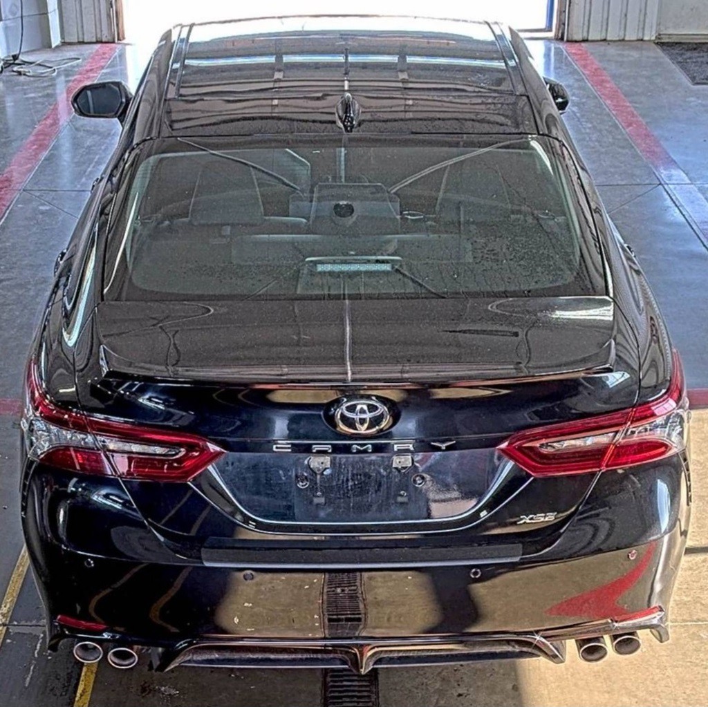2022 Toyota Camry Image 3