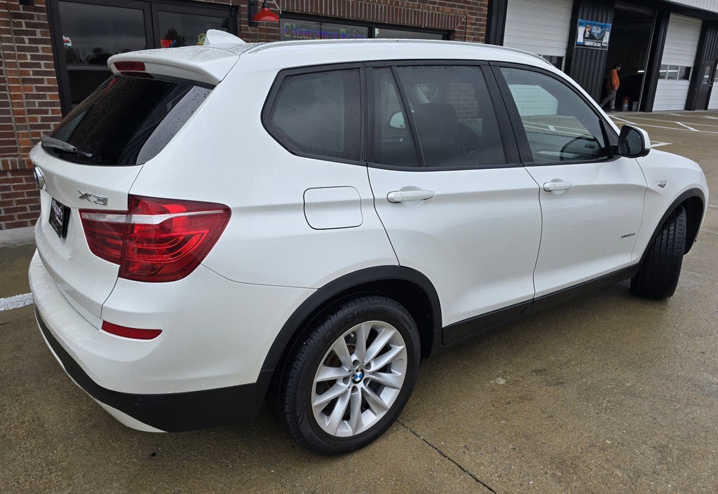 2017 BMW X3 Image 6