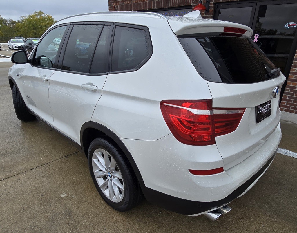 2017 BMW X3 Image 7