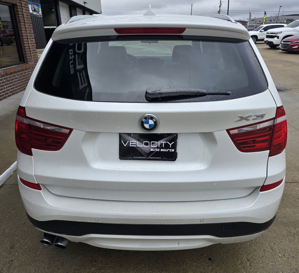 2017 BMW X3 Image 8