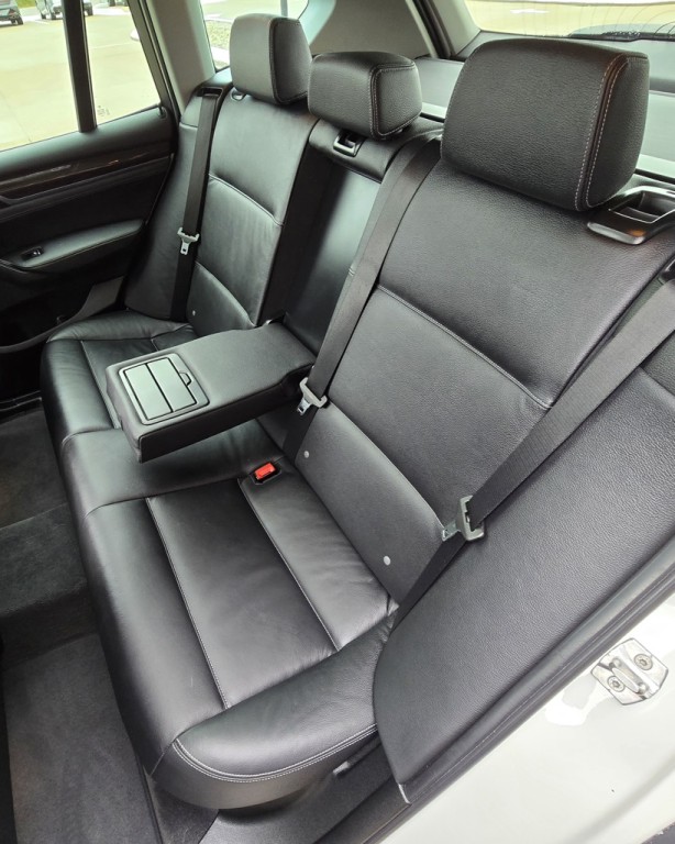 2017 BMW X3 Image 34