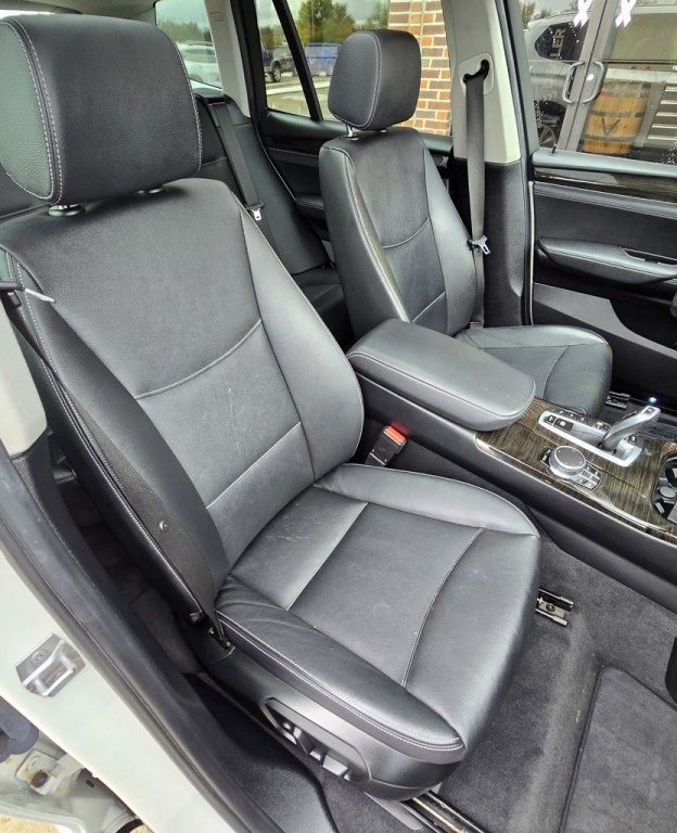 2017 BMW X3 Image 37