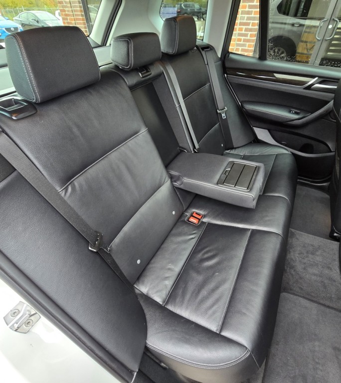 2017 BMW X3 Image 40