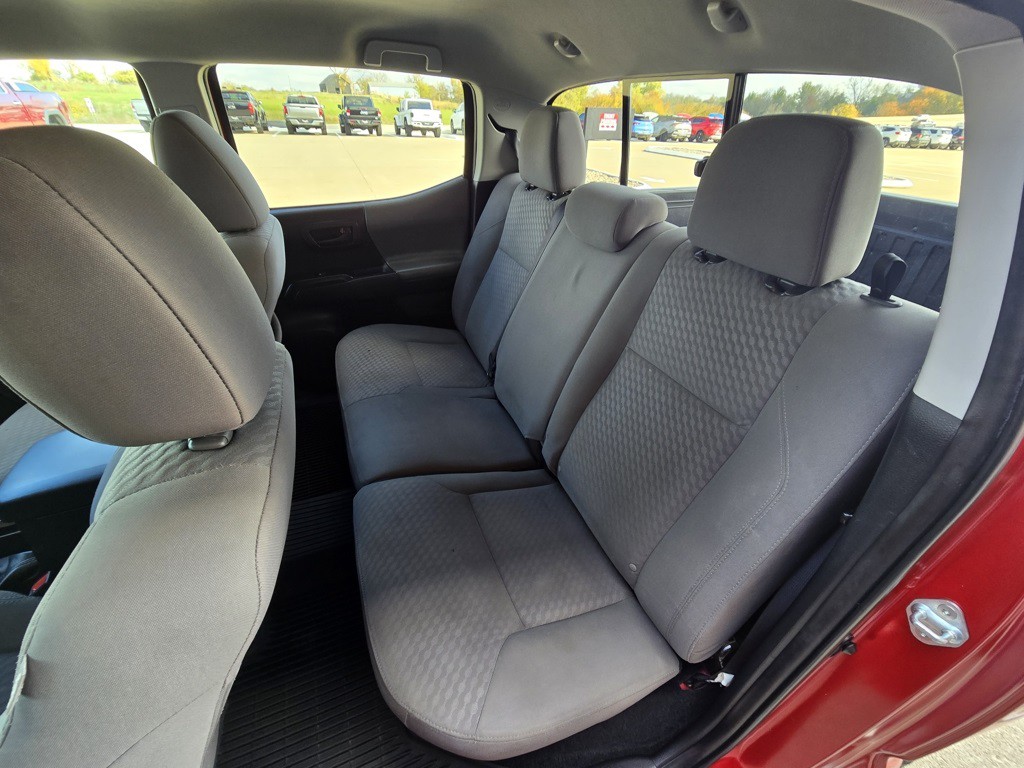 2022 Toyota Tacoma Image 37