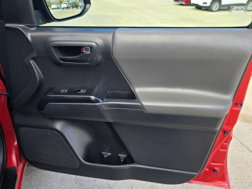 2022 Toyota Tacoma Image 39