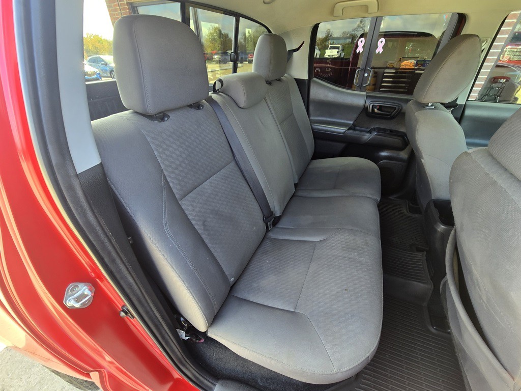 2022 Toyota Tacoma Image 44