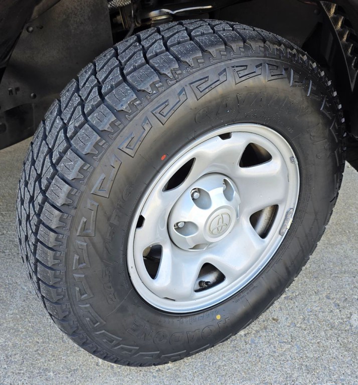 2022 Toyota Tacoma Image 13