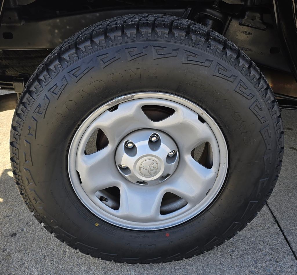 2022 Toyota Tacoma Image 14