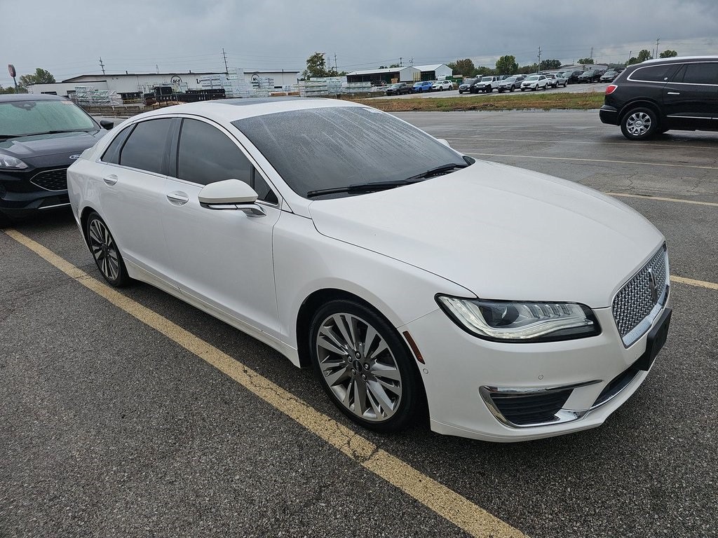2019 Lincoln MKZ Image 1