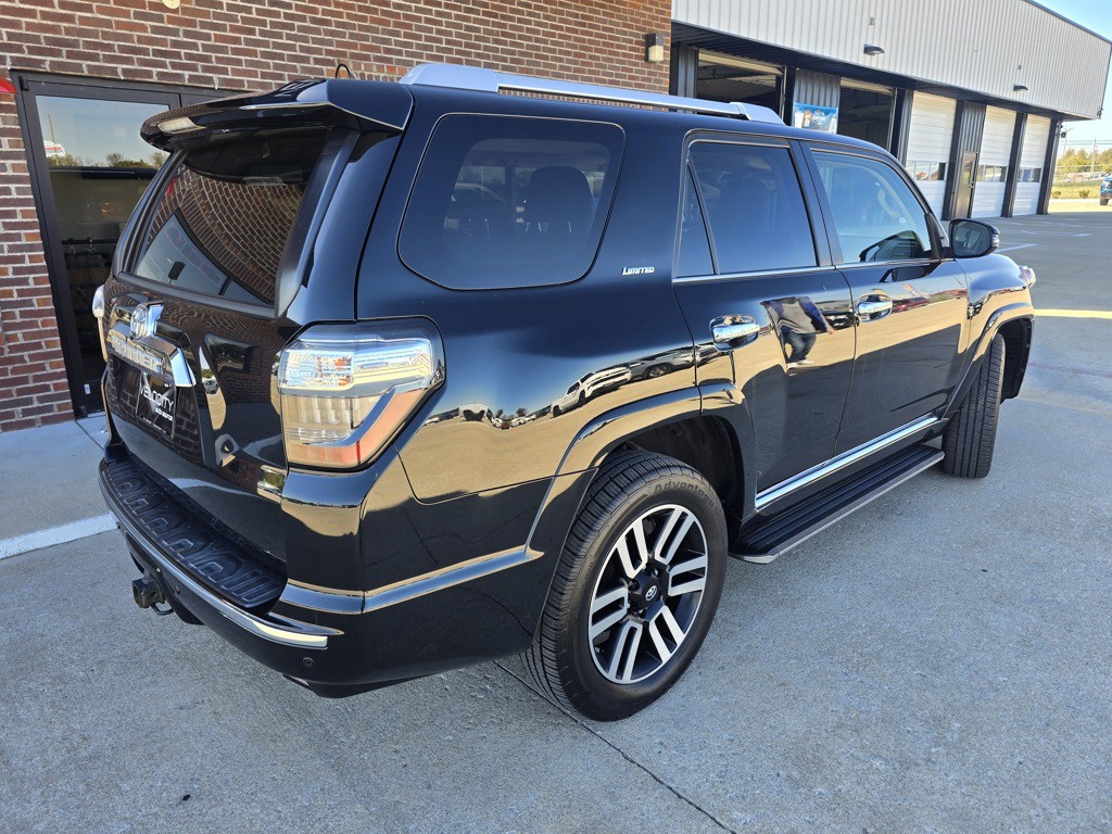 2019 Toyota 4Runner Image 4