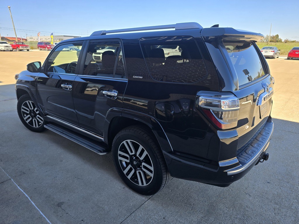 2019 Toyota 4Runner Image 6