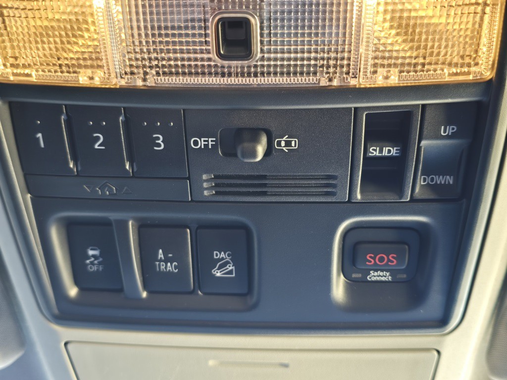 2019 Toyota 4Runner Image 14