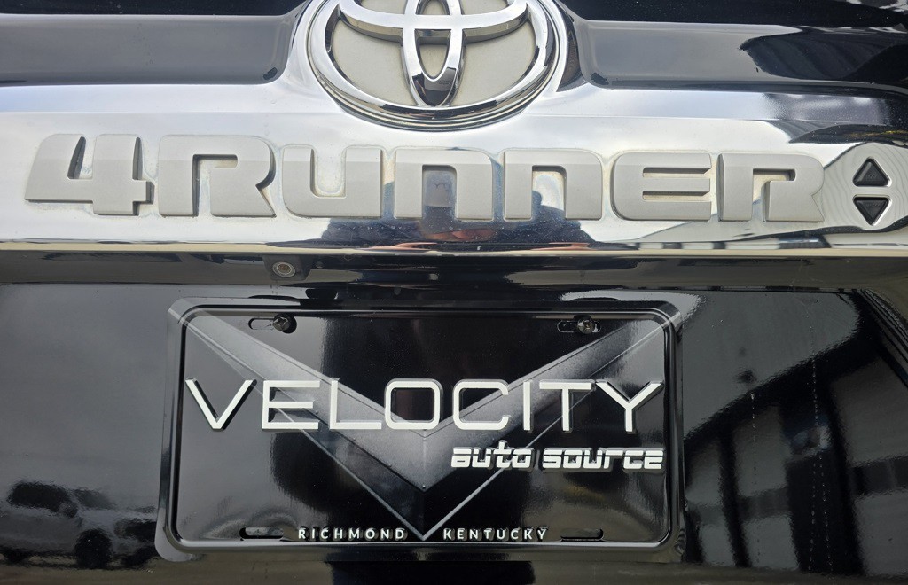 2018 Toyota 4Runner Image 9