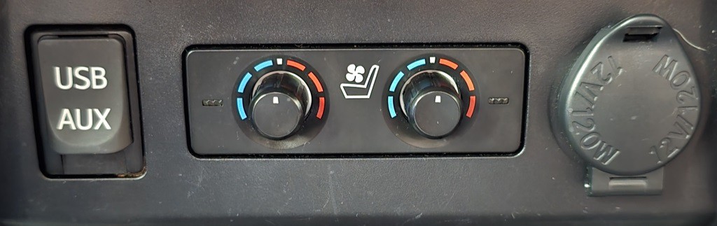 2018 Toyota 4Runner Image 32