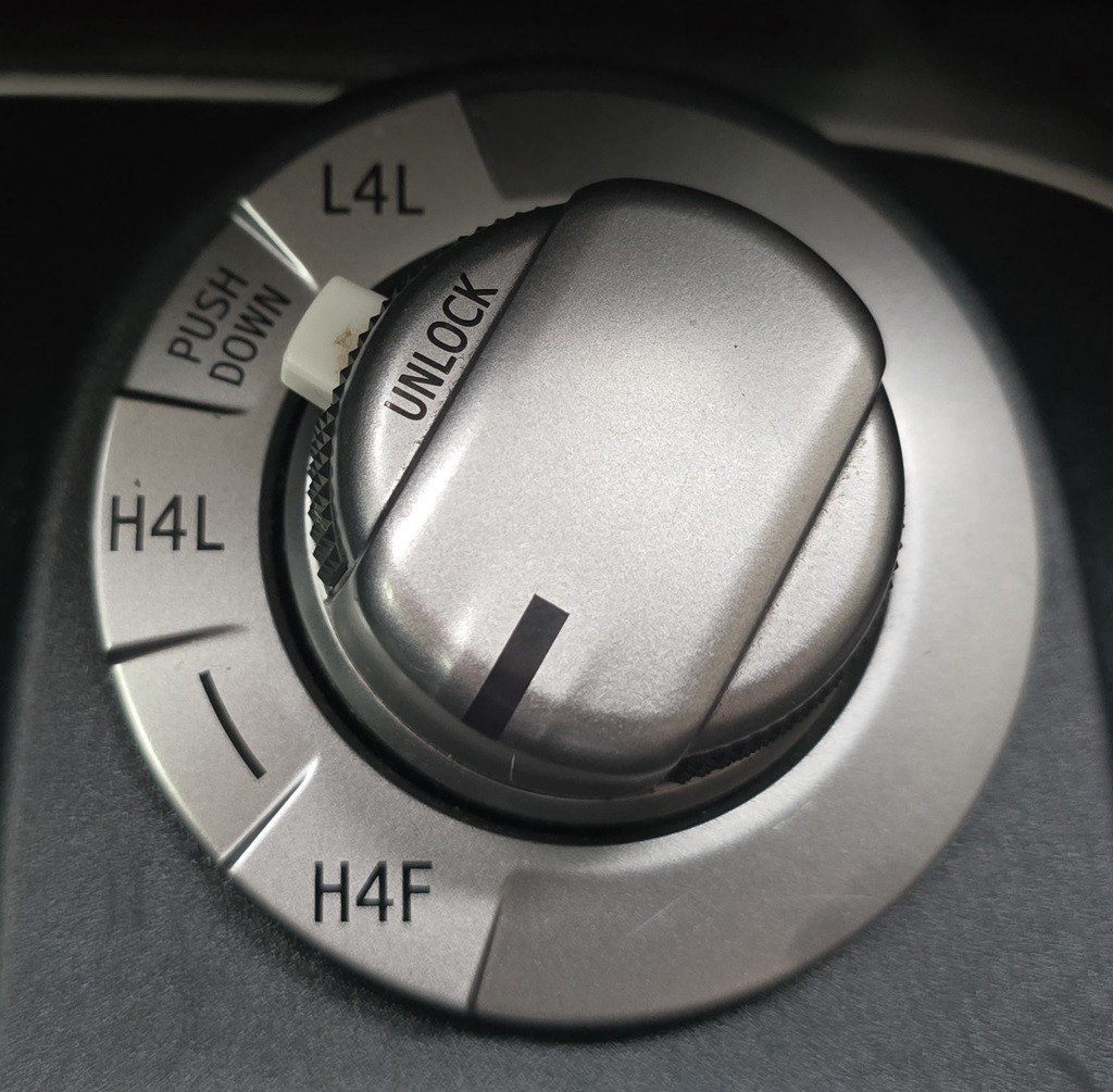 2018 Toyota 4Runner Image 33