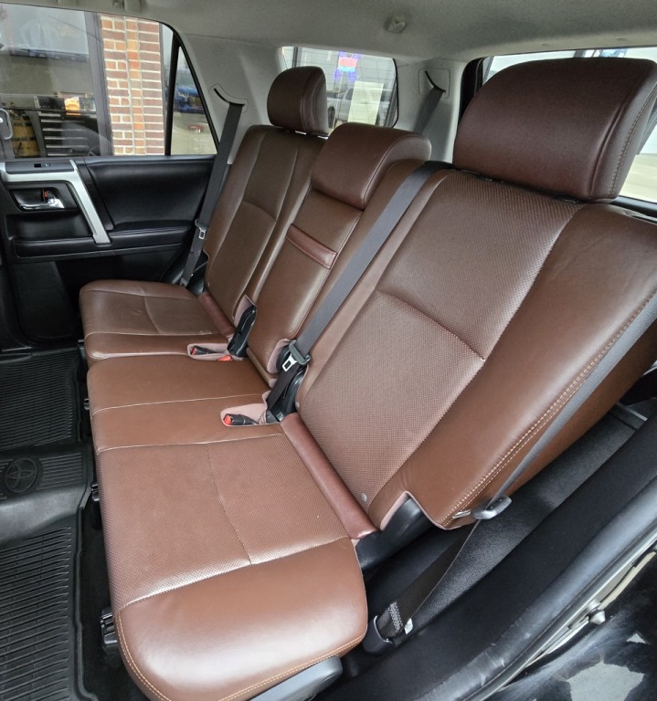 2018 Toyota 4Runner Image 40