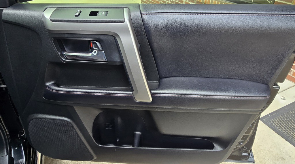 2018 Toyota 4Runner Image 41