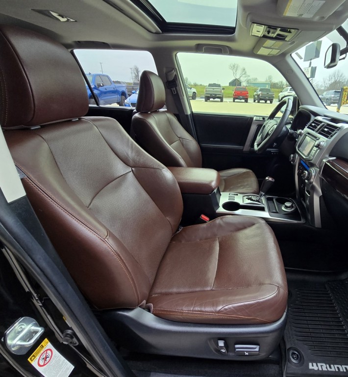 2018 Toyota 4Runner Image 42