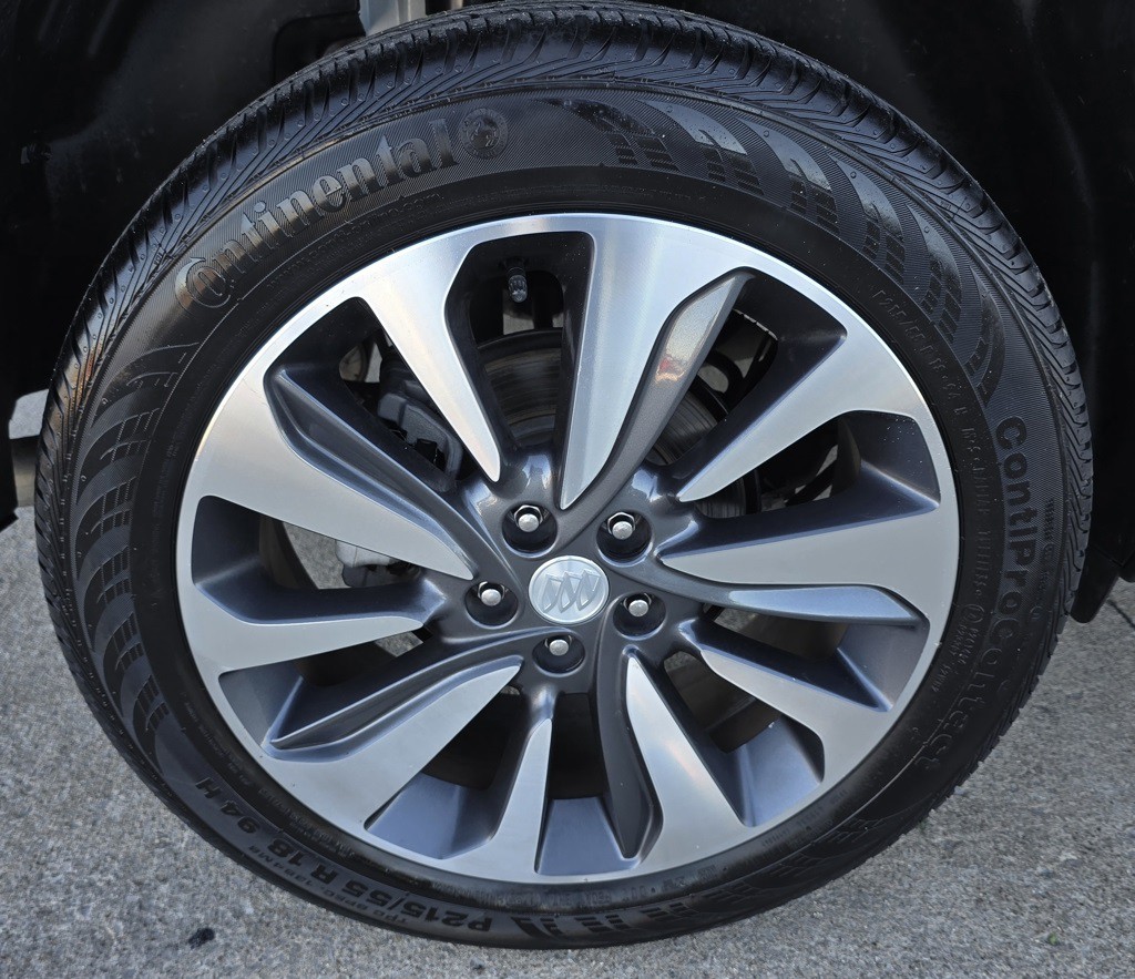 2022 Buick Enclave Image 11