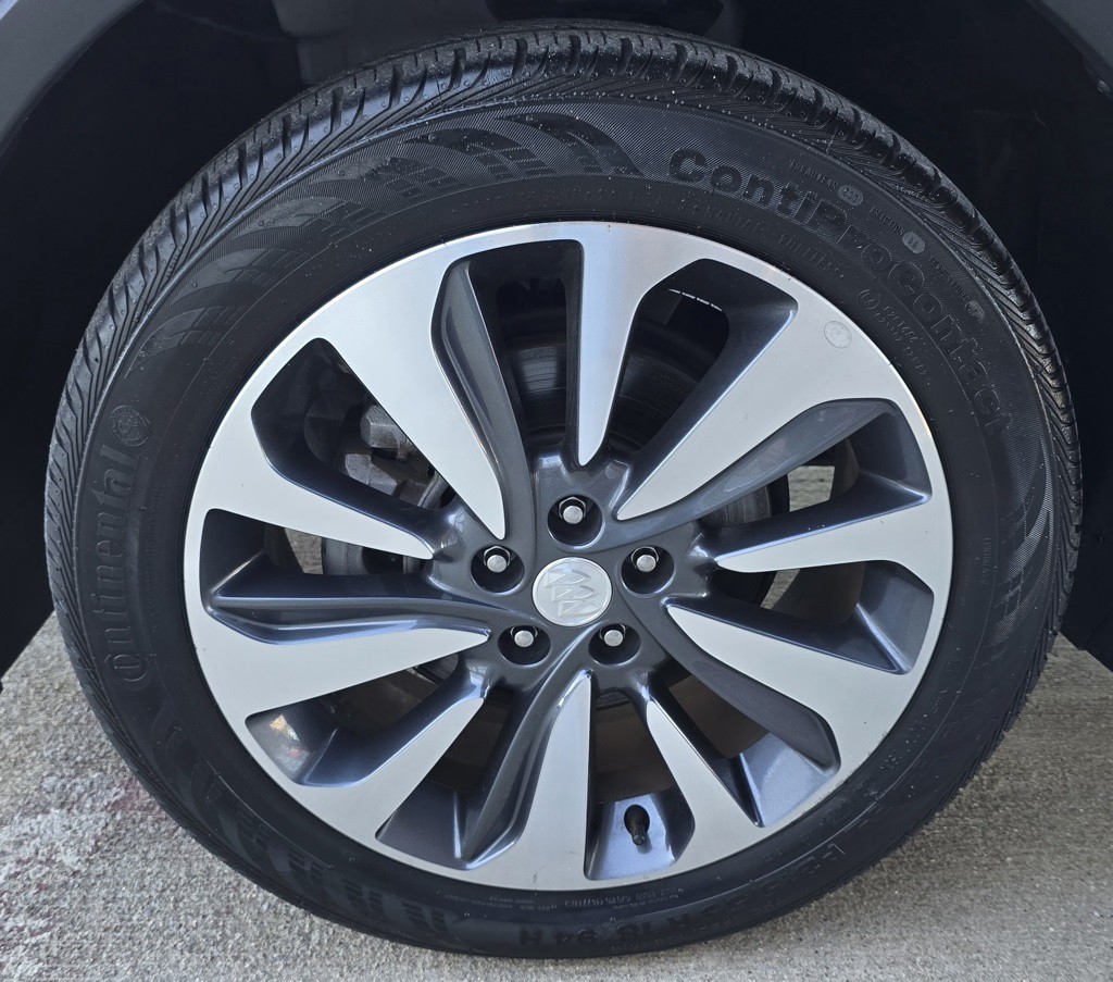 2022 Buick Enclave Image 13