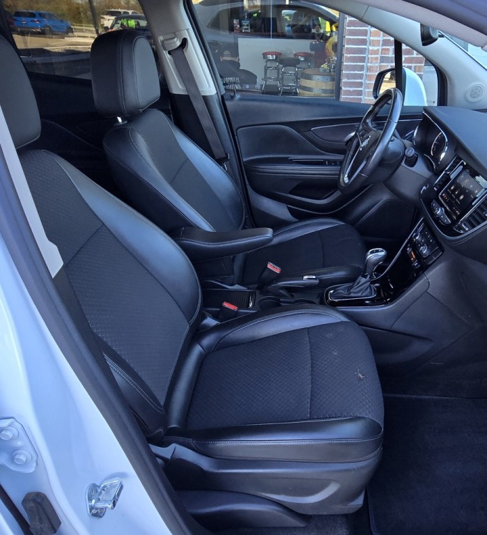 2022 Buick Enclave Image 30